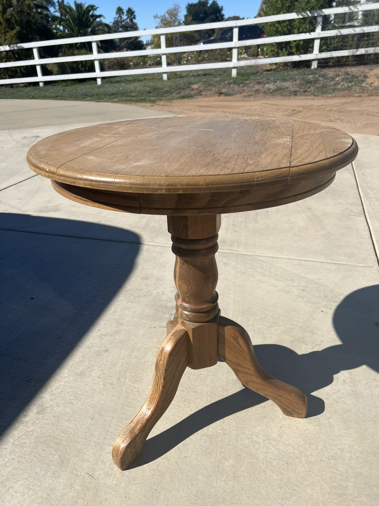 Wood Side Table 24 In 28H