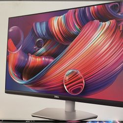 Dell 27” 4K UHD (3840x2160) Monitor 60Hz 8Ms AMD Freesync (New Open Box)