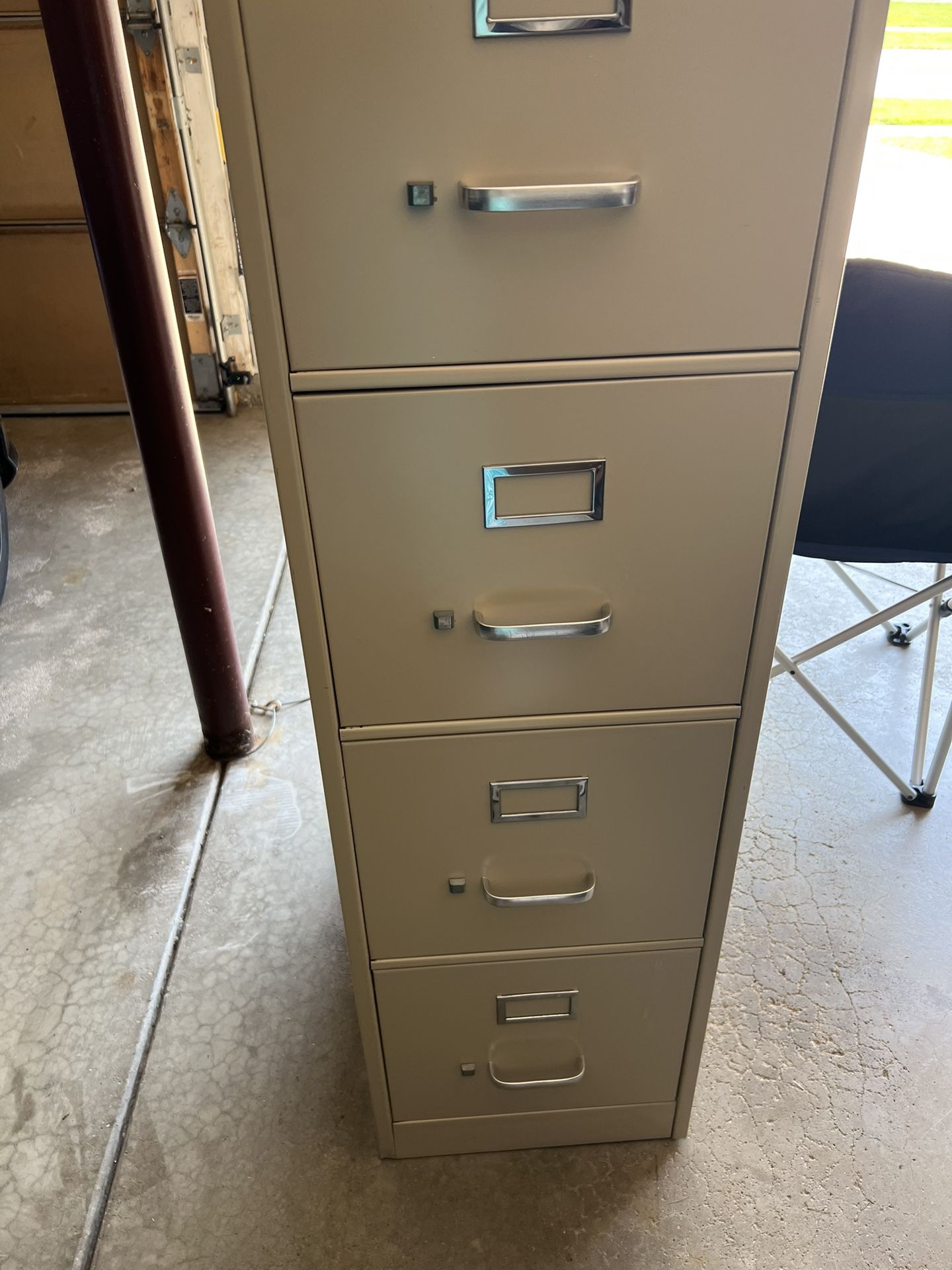 4 Drawer Metal File Cabinet