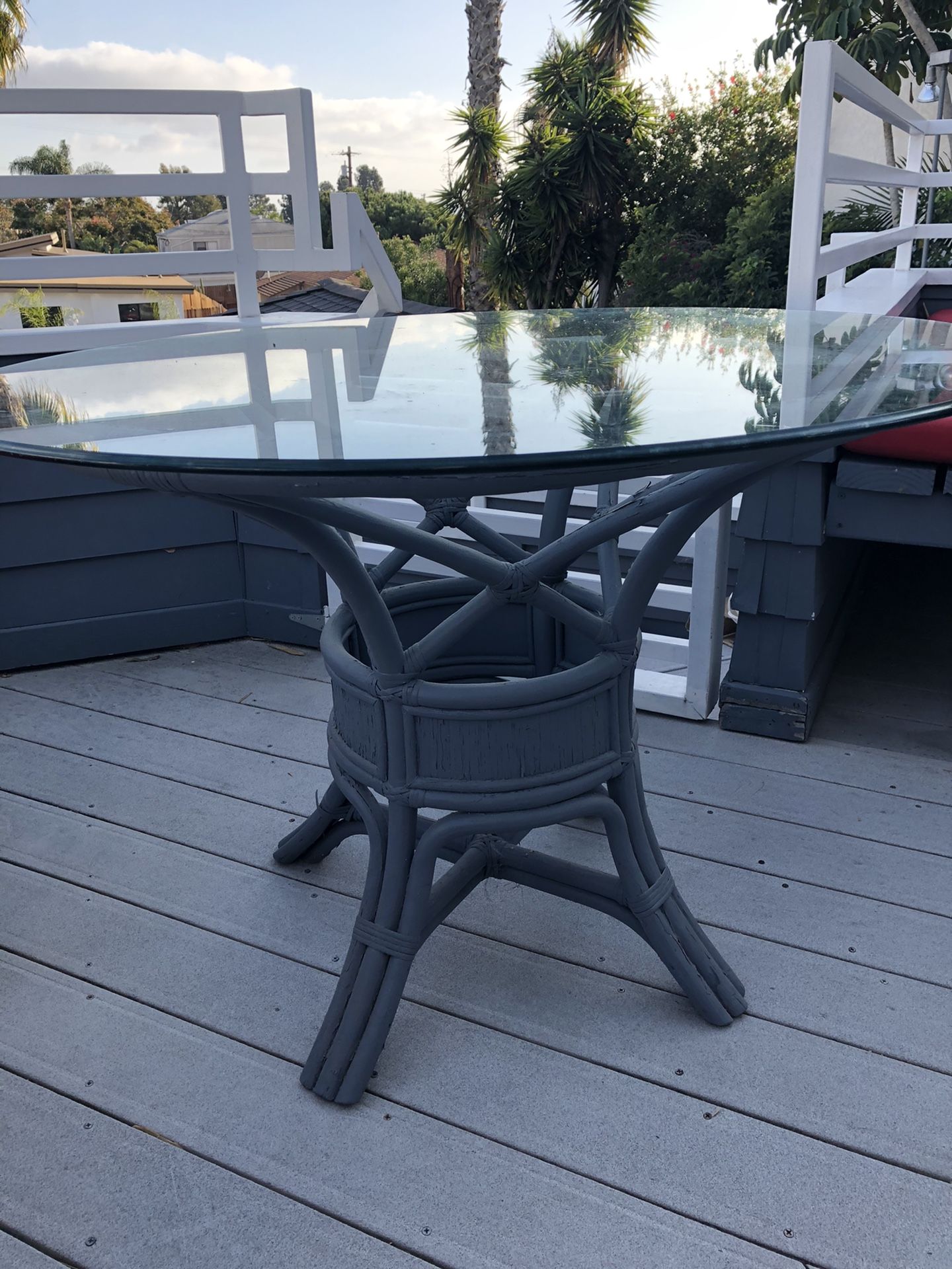 42 Inch Round Outdoor Table