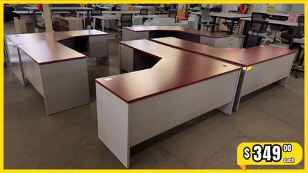 Corner L-Shape Desk 72″W x 84″D