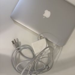 MacBook Pro 2015 13-in Silver