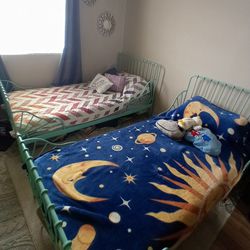 2 Twin Bed Frames 