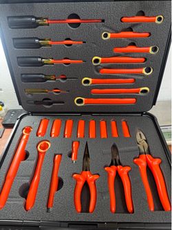 SALISBURY INSULATED TOOLS