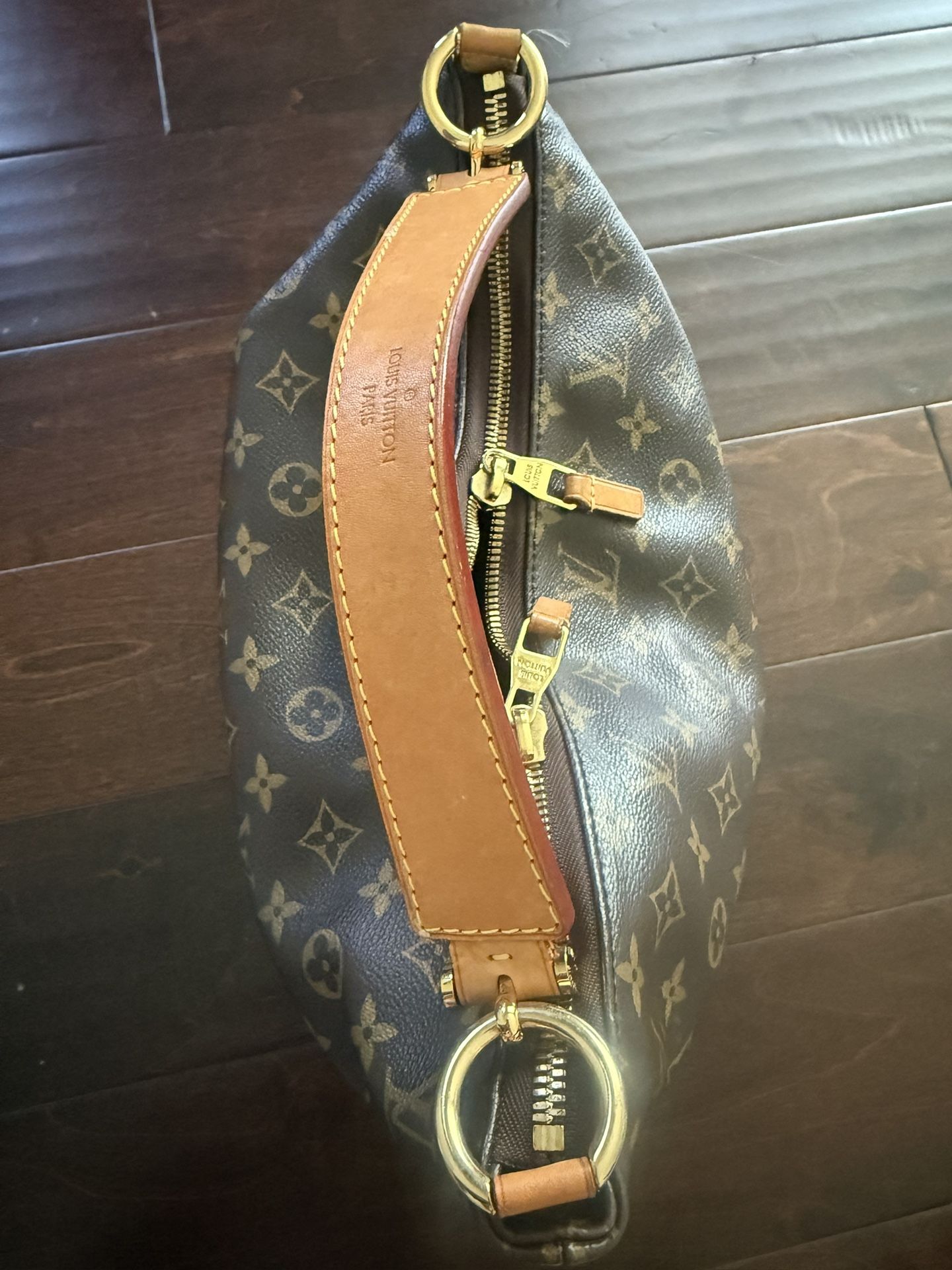 LV Purse 👜