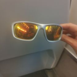 Oakley Polarized Valve Sunglasses 