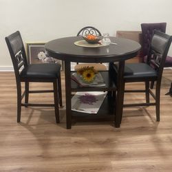 Bar height Table