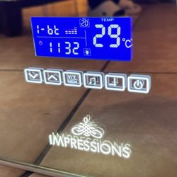Impressions vanity mirror with Bluetooth