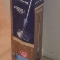 Hard Floor Sprayer And High Chair