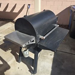 Traeger Ironwood 885 Wood Pellet WiFi Smoker