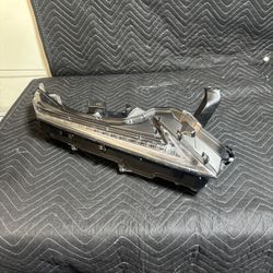 2015-2021 Lexus NX300 NX300h NX200t Right RH LED Daytime Running Lamp DRL OEM