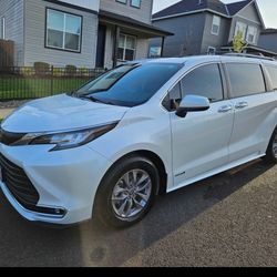 2021 Toyota Sienna