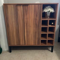 Mini Bar