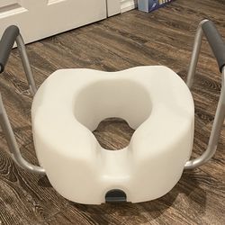 New Toilet Seat Riser With Lock