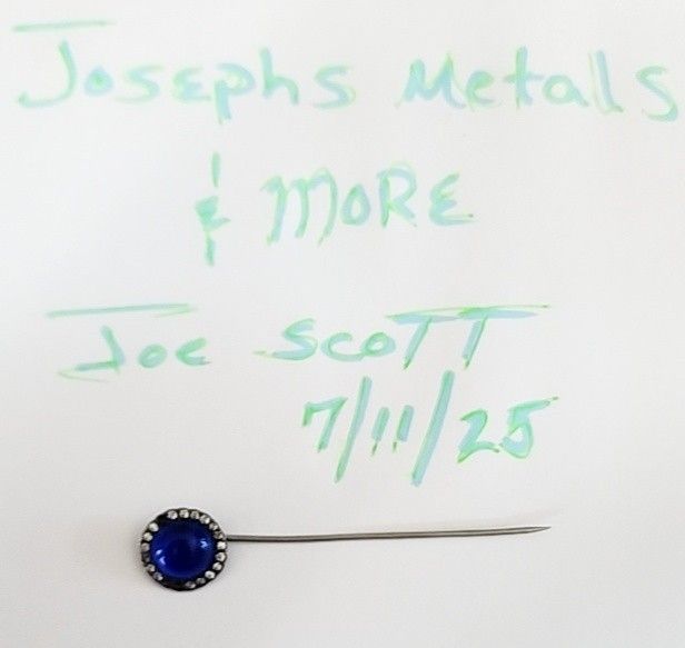 Sapphire Stick Pin 18k White Gold