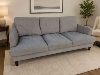 Free delivery nearby of sofa