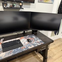 Gaming Setup 4k Monitors Computer Pc Keyboard 