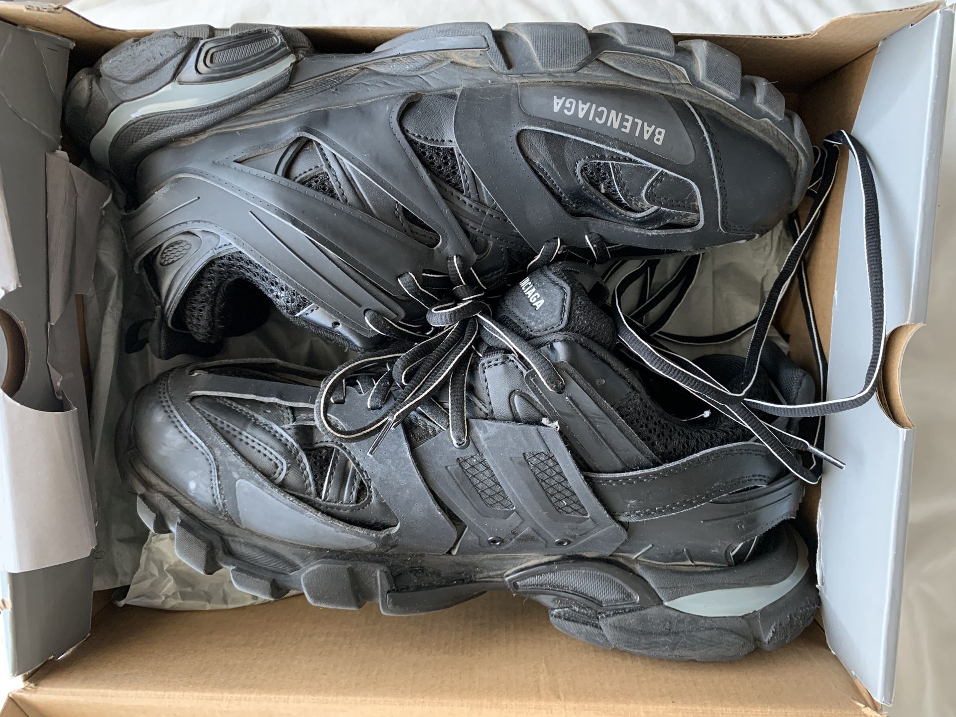 Balenciaga Trackrunners