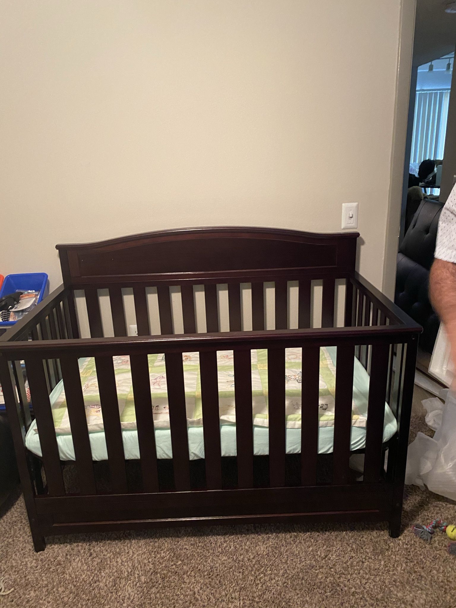 Crib- brown 