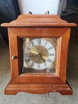 Jewelry box clock
