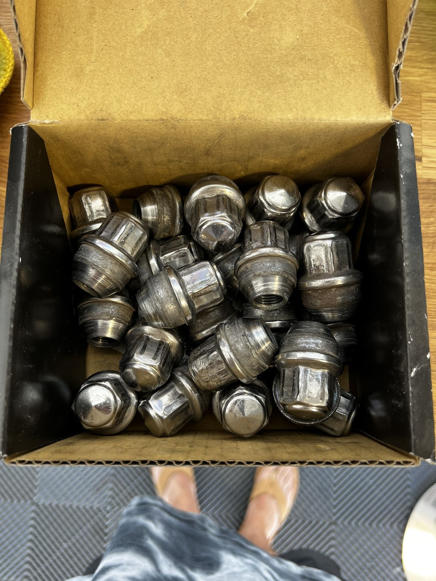 Ford Raptor Lug Nuts