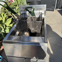Frymaster Fryer W/ 2 Baskets