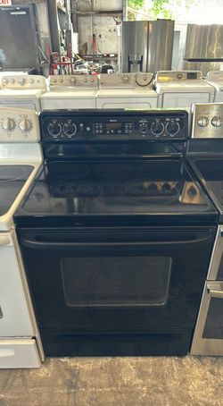 GE Electric Stove Black - GlassTop Large Capacity Oven