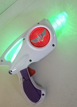 Buzz Lightyear Toy Story Disney Pixar Ray Light Infinity Blaster Thinkway TESTED