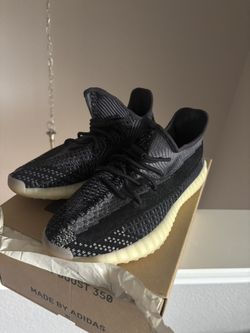 Yeezy 350 Carbon