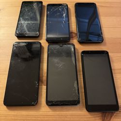 6 broken phones – Samsung, Motorola, TCL, etc – for parts or recycling