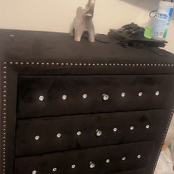 Texas King Bed Set For Sale 