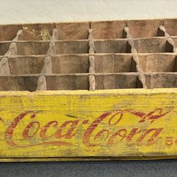 Coca-Cola 24 Bottle Yellow Red Lettering Wooden Crate