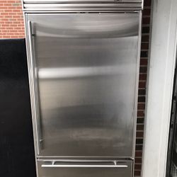 Sub- Zero Refrigirator Bottom Freezer Stainless Steel.