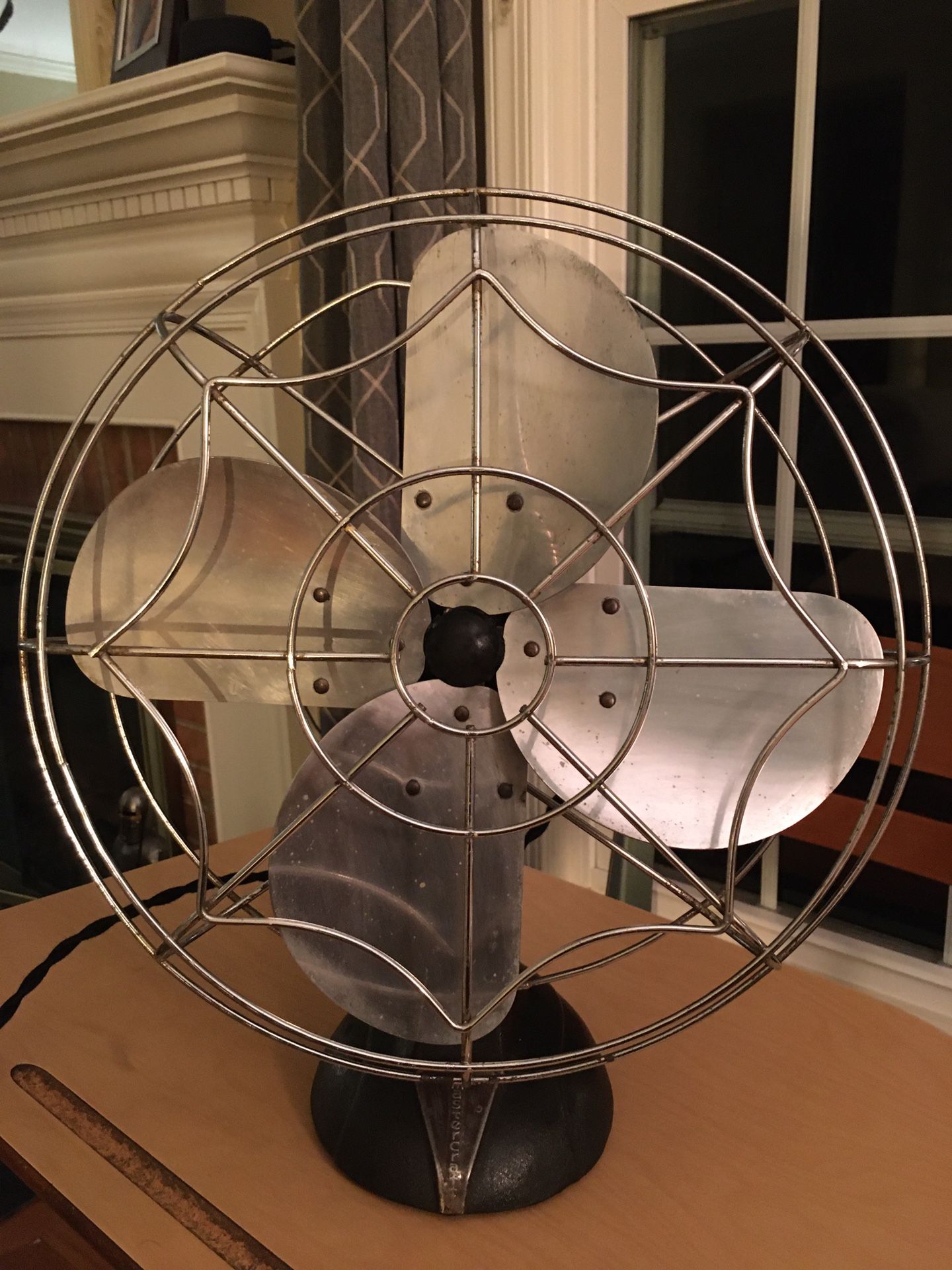 Vintage Art Deco style Bersted Mfg MASTERCRAFT Fan 1930’s