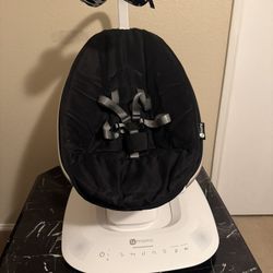 4 Moms Mamaroo Newest Model 