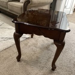End / Corner table 