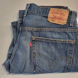 Levi's Men's 33x32 Relaxed Straight
