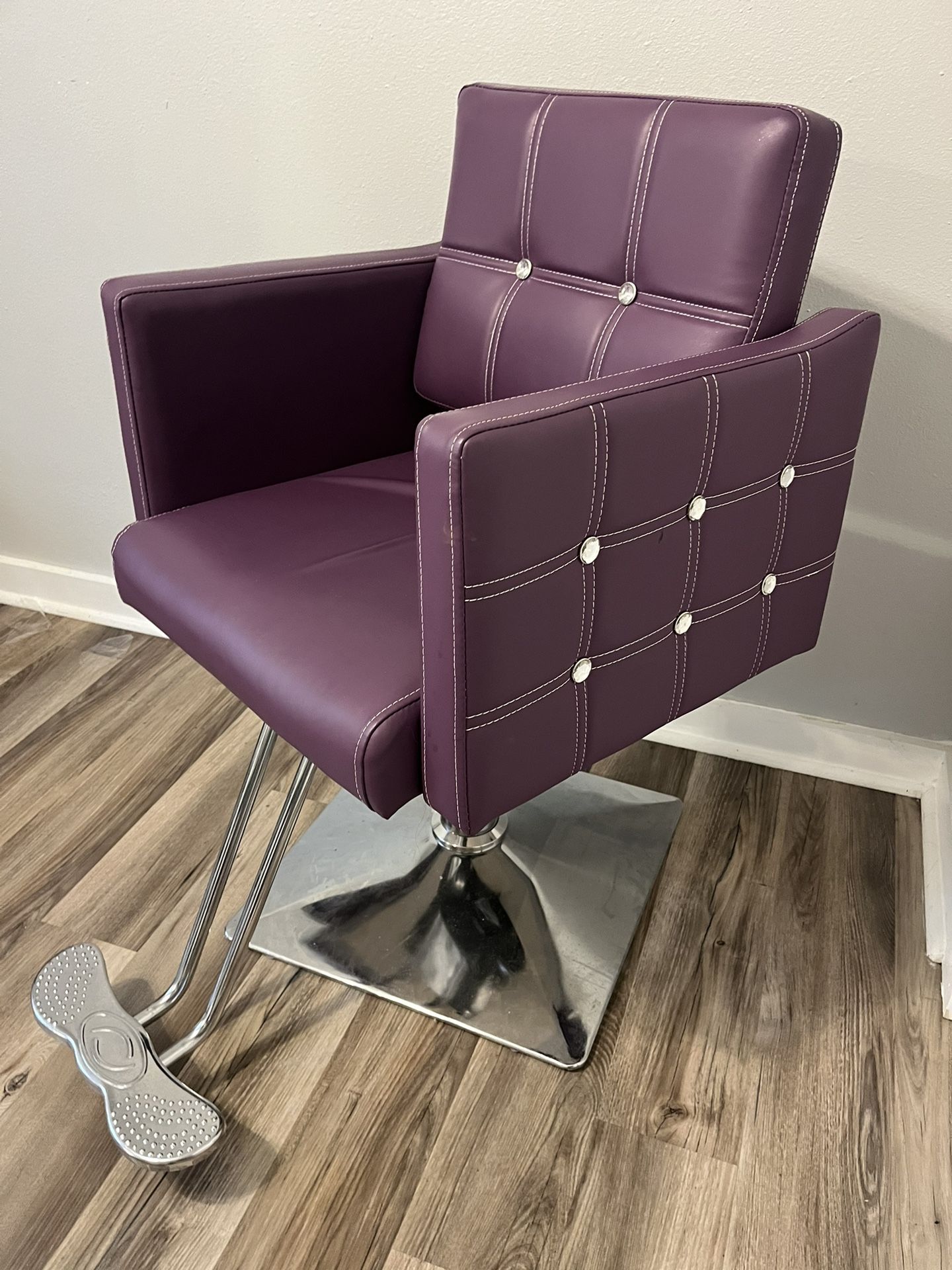 Styling Chair