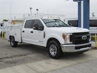 2018 Ford F-350 Chassis