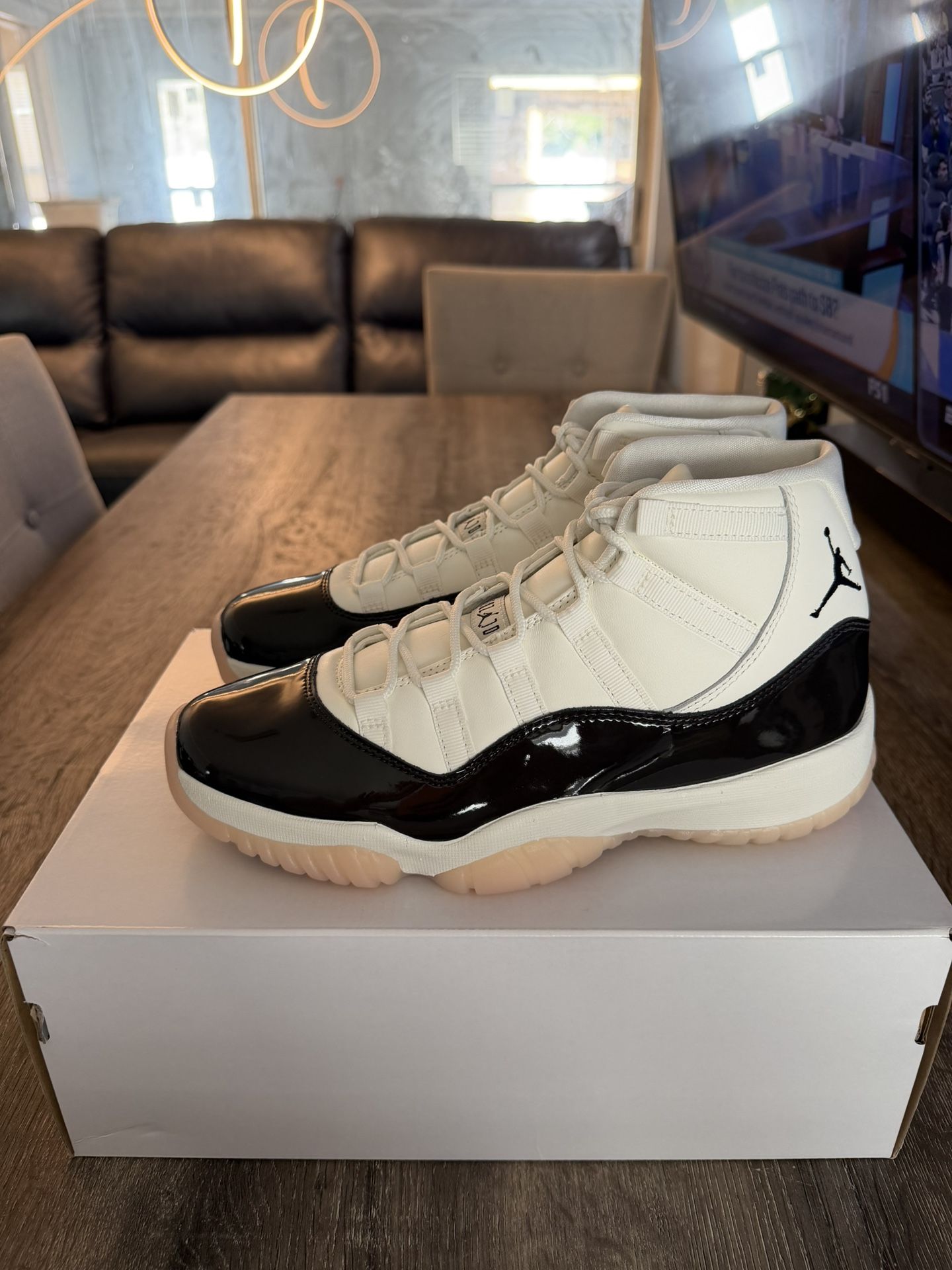 Jordan 11 Neapolitan