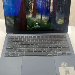 MacBook Air M4 16Ram 256gb. 2025 