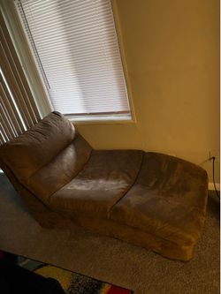 Chair (couch)