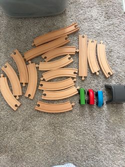 Wooden tracks & train