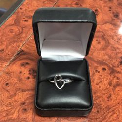 Ladies Ring