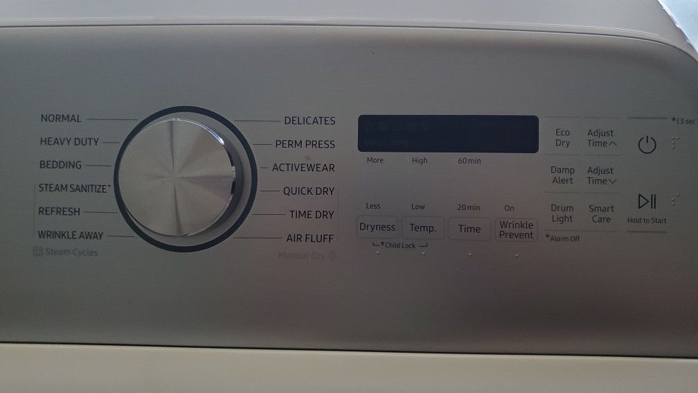 Samsung 7.4 cu. ft Electric Dryer with Steam Sanitize+ DVE50R5400