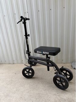 Knee scooter