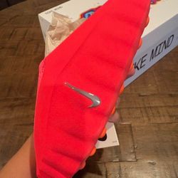 Nike Mind 001 Slide Solar Red