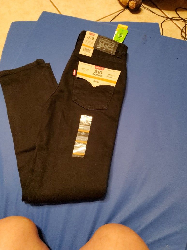 Levi's Pants 