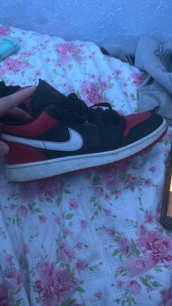 air jorden 1 low  size 6