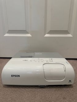 Epson EMP-S5 projector with accessories